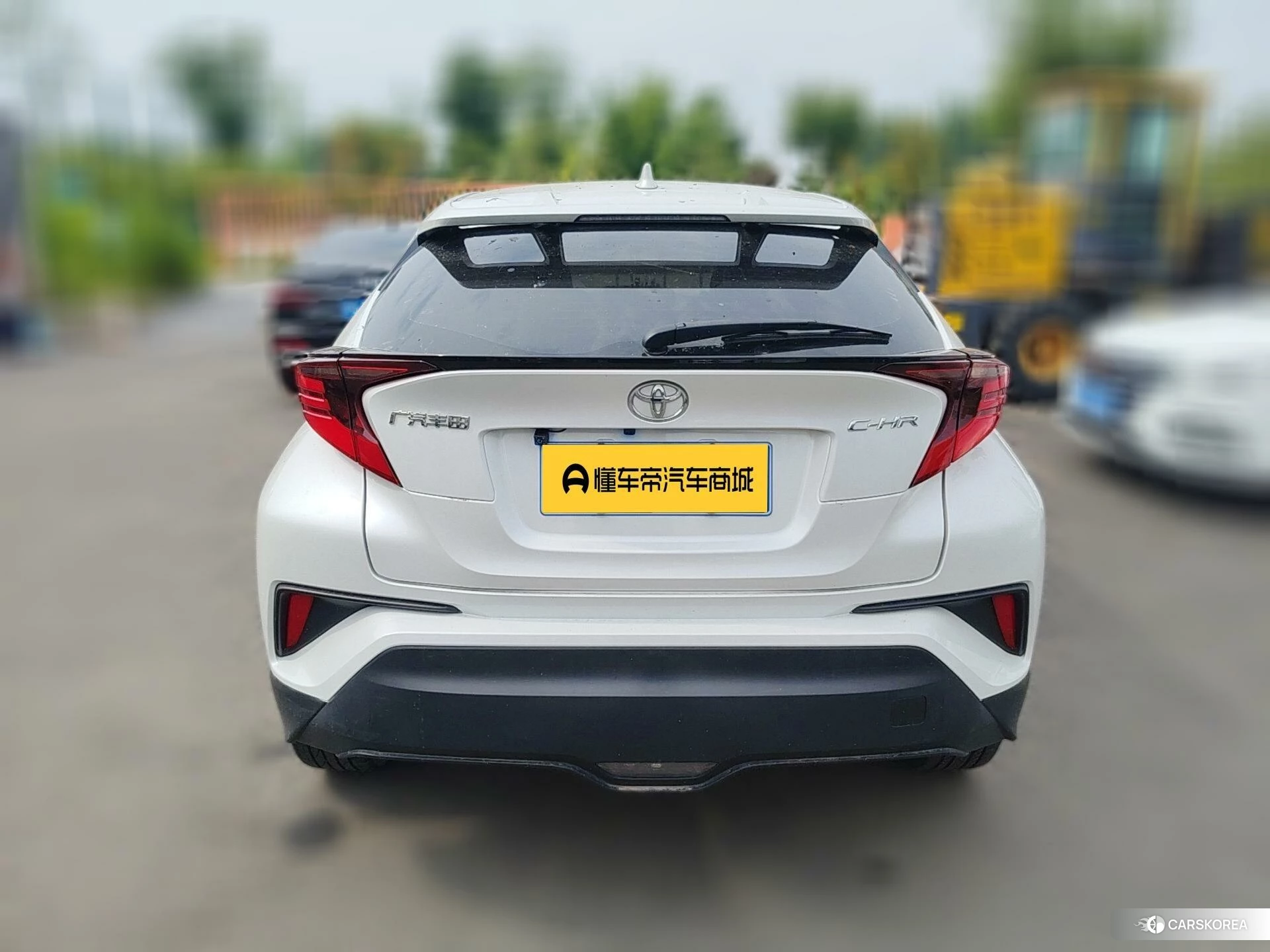 Toyota C-HR id 4467966 из Китая 16