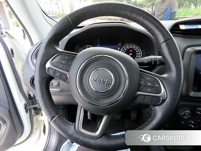 Jeep Renegade id 4356449 из Кореи 18