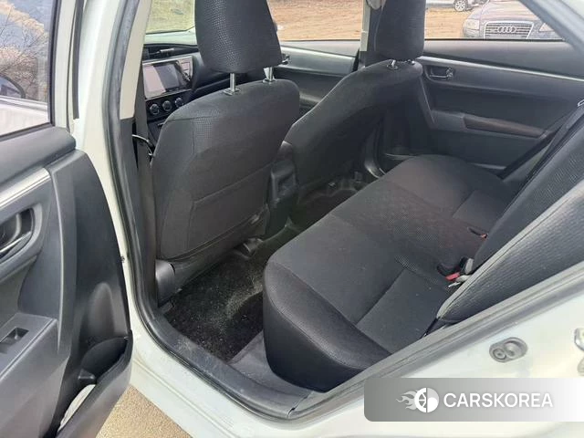 Toyota Corolla id 4218201 из Китая 8