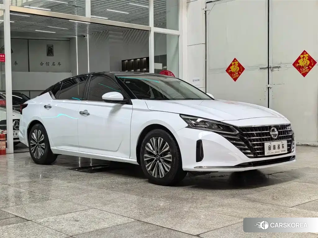 Nissan Altima id 4653768 из Китая 8