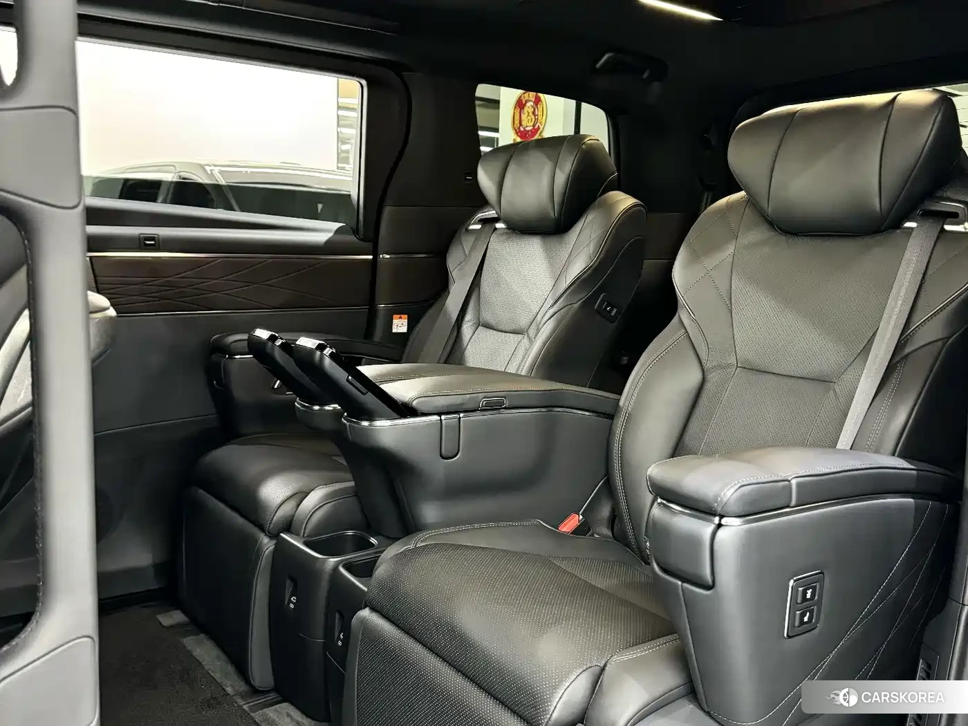 Toyota Wilfa id 4577792 из Китая 16