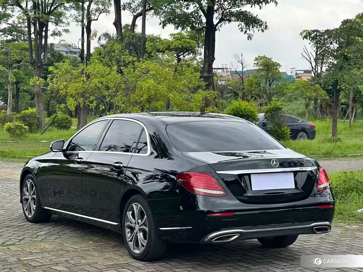 Mercedes-Benz E-Class id 4578301 из Китая 10