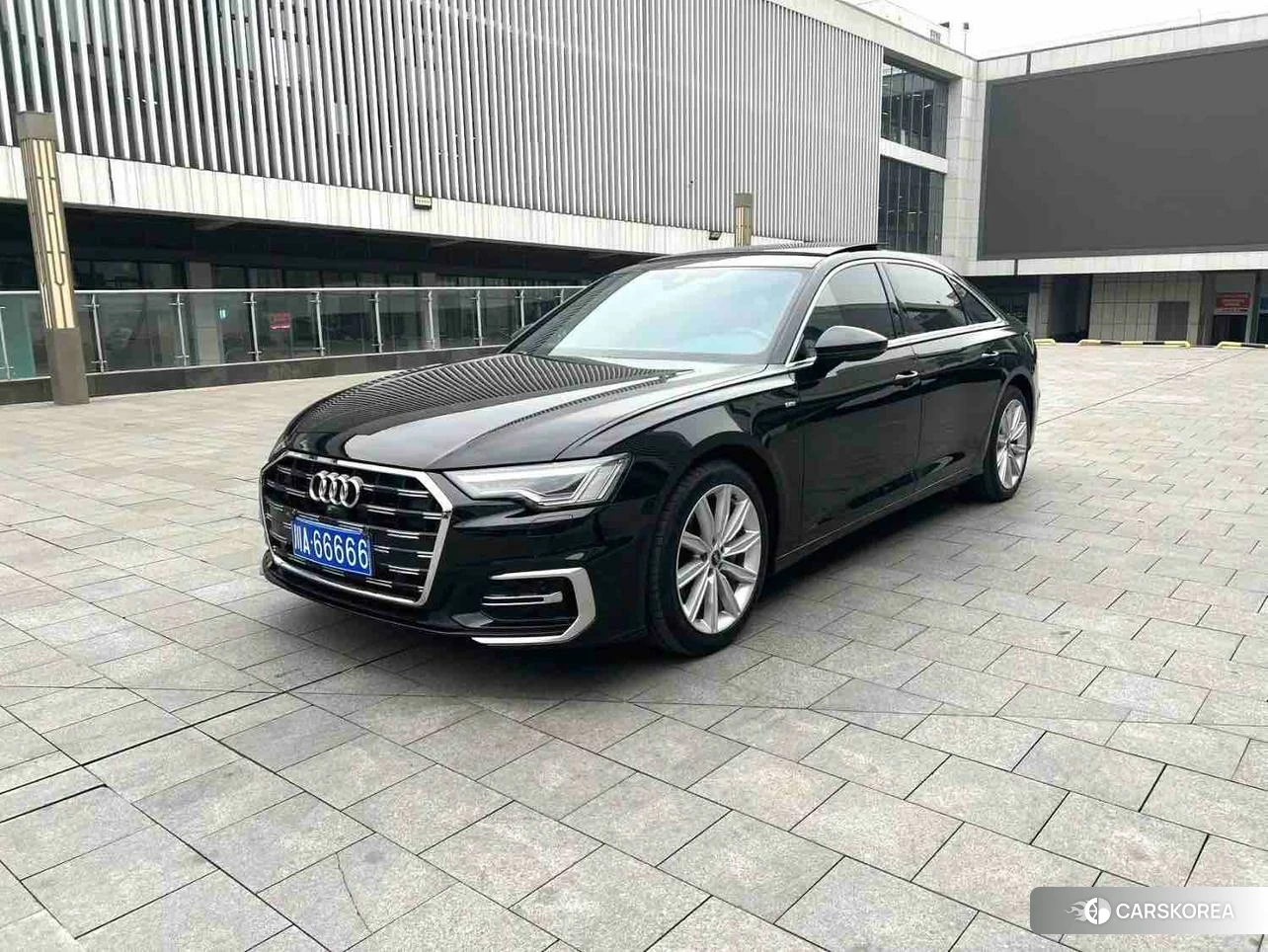 Audi A6L id 4510430 из Китая 8