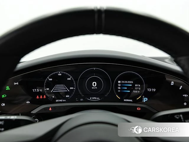 Porsche Taycan id 3838434 из Кореи 18