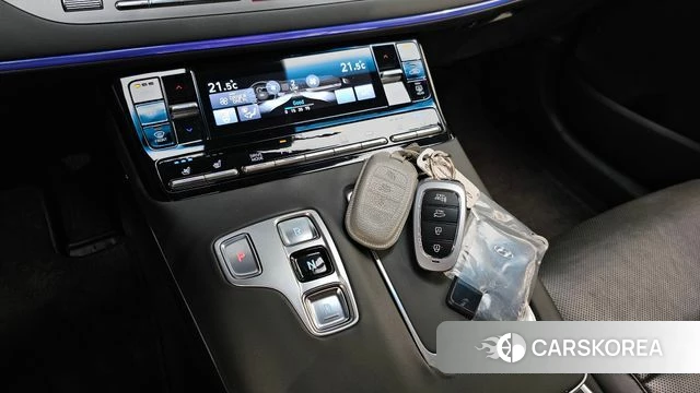 Hyundai The New Grandeur IG Hybrid id 4458698 из Кореи 32