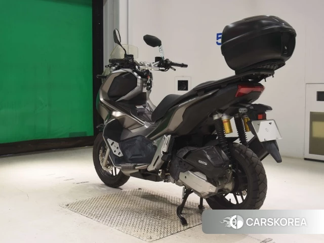 Проданный Honda ADV150 id 4374090 из Японии, фото 8