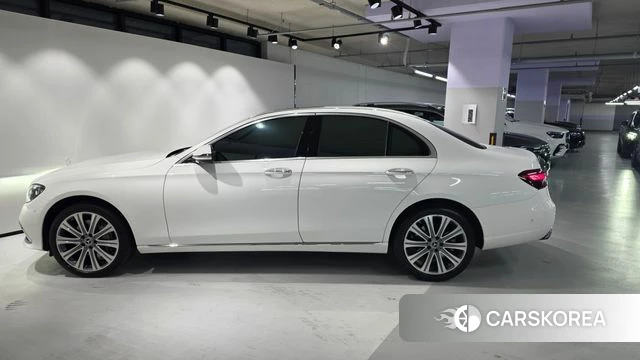 Mercedes-Benz E-Class W213 id 4792854 из Кореи 18
