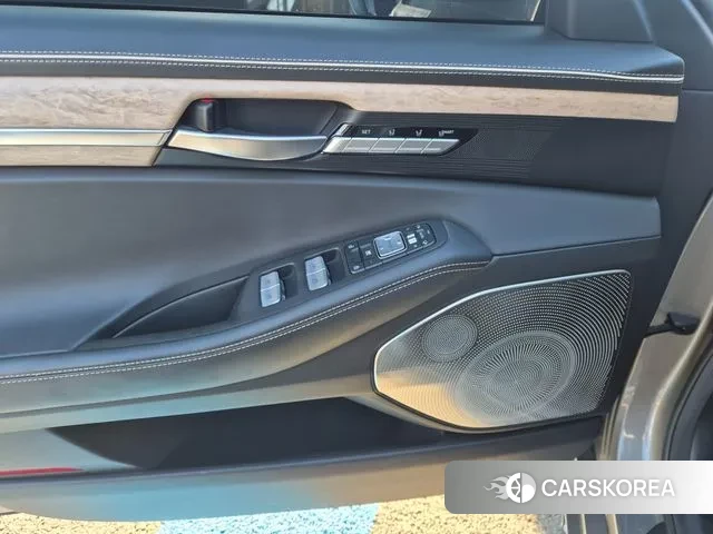 Genesis G90 id 3444657 из Кореи 18