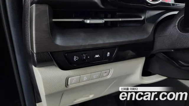 Kia Carnival 4th generation id 2690815 из Кореи 18