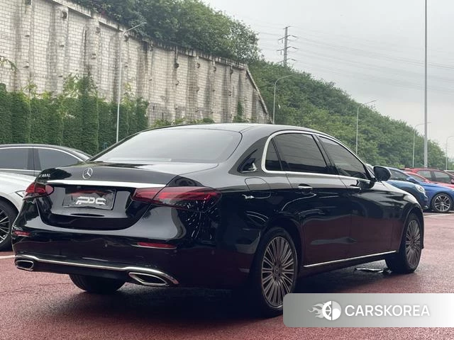 Mercedes-Benz E-class id 4334834 из Китая 12