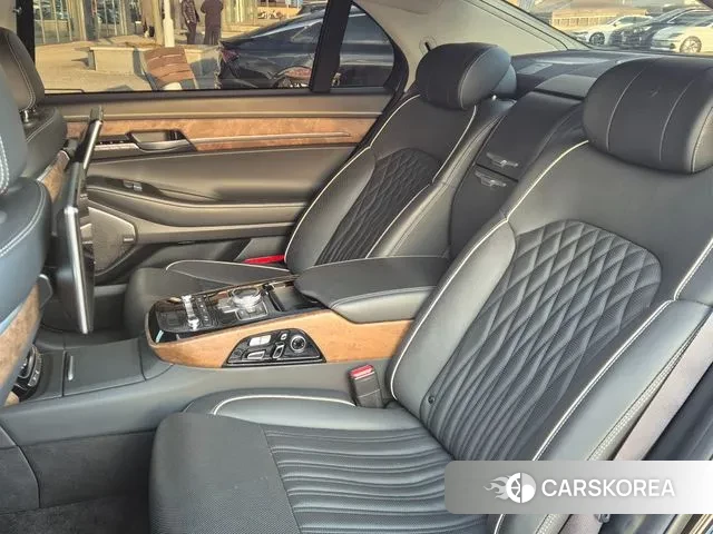 Genesis G90 id 3459983 из Кореи 18