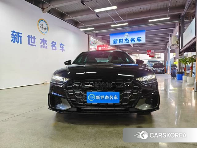 Audi A7L id 4274137 из Китая 15