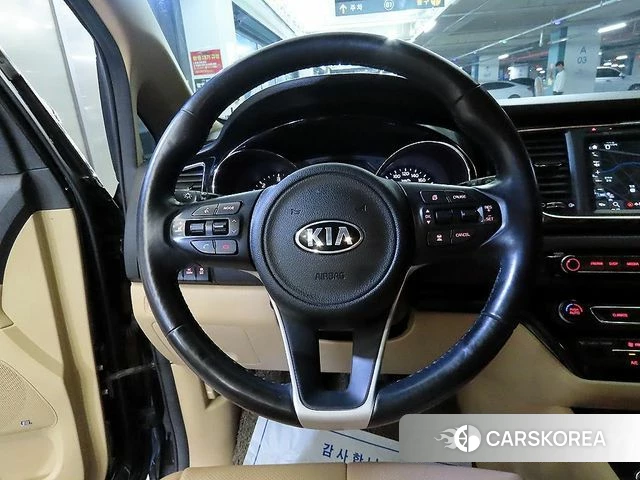 Kia All New Carnival id 4286179 из Кореи 18