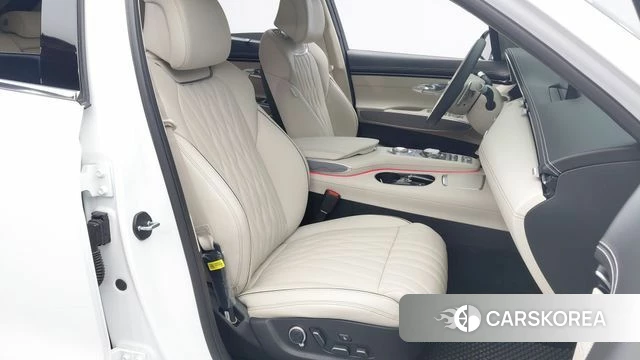 Genesis GV70 id 4500173 из Кореи 18