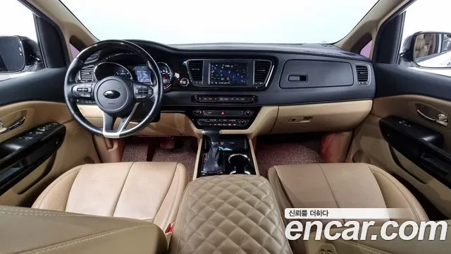 Kia The New Carnival id 2405321 из Кореи 18