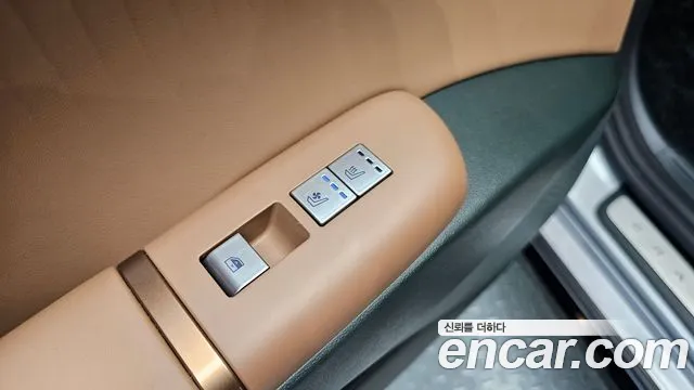 Hyundai Grandeur (GN7) id 2589102 из Кореи 18