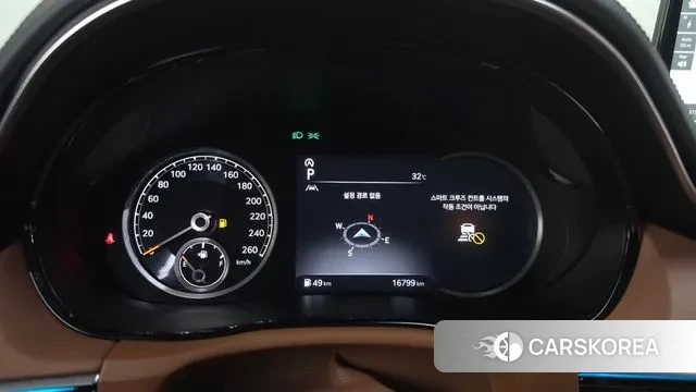 Genesis GV70 id 3042756 из Кореи 18