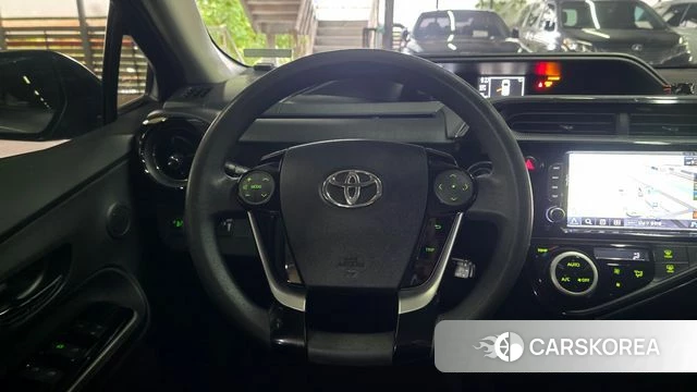 Toyota Prius C id 4746165 из Кореи 18