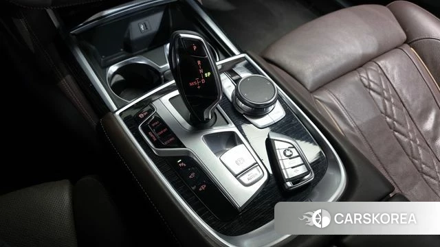 BMW 7 Series (G11) id 3814463 из Кореи 18