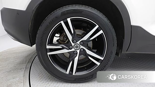Volvo XC40 id 4245828 из Кореи 18