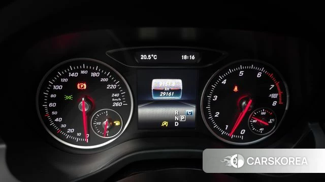 Mercedes-Benz A-Class W176 id 4233142 из Кореи 28