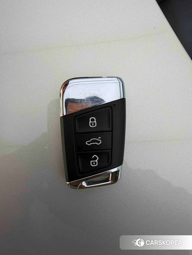 Volkswagen Magotan id 3890114 из Китая 29