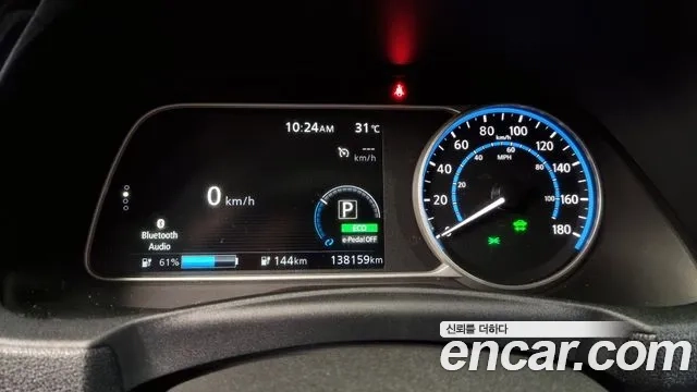 Nissan Leaf (ZE1) id 2917413 из Кореи 18