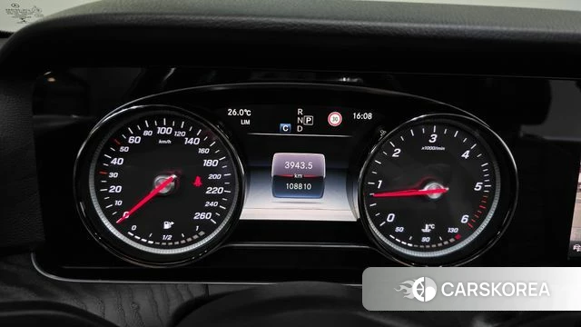 Mercedes-Benz E-Class W213 id 4770232 из Кореи 32