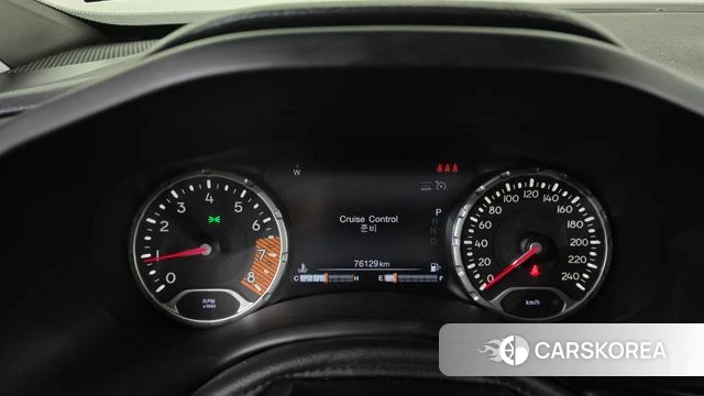 Jeep Renegade id 4294671 из Кореи 33