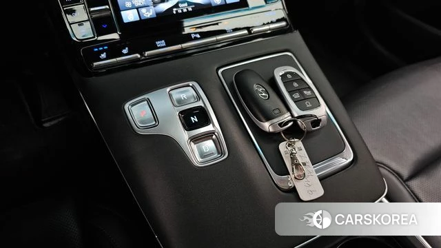 Hyundai The New Grandeur IG Hybrid id 4631483 из Кореи 31