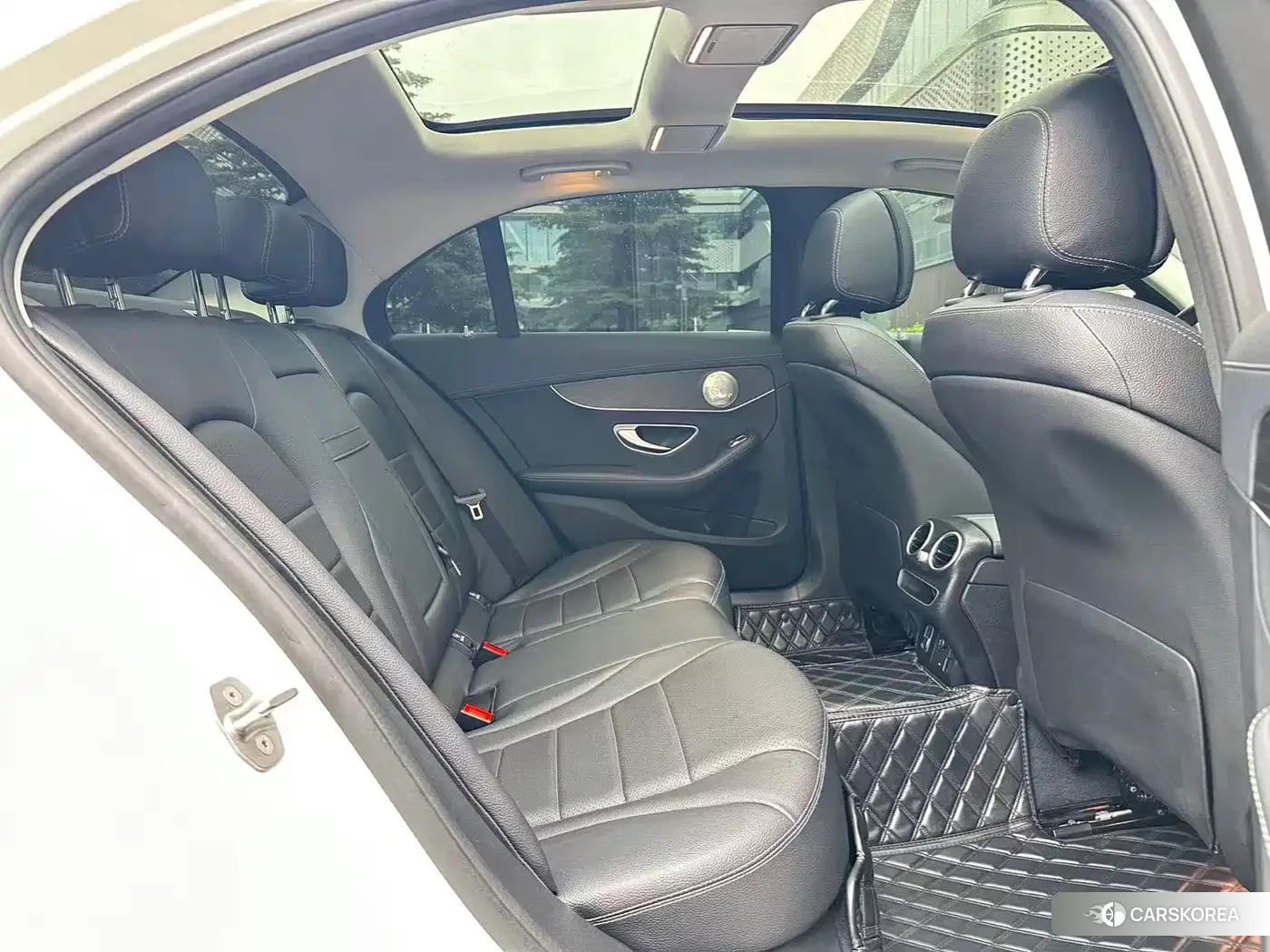 Mercedes-Benz C-class id 4546687 из Китая 21