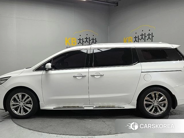 Kia All New Carnival id 4733098 из Кореи 18