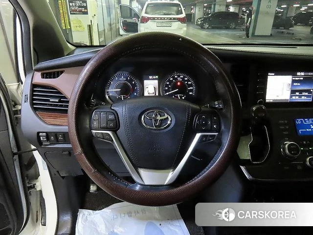 Toyota Sienna id 4264321 из Кореи 18