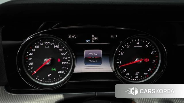 Mercedes-Benz E-Class W213 id 4907821 из Кореи 28