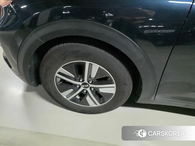 Kia The New Niro id 4196659 из Кореи 15