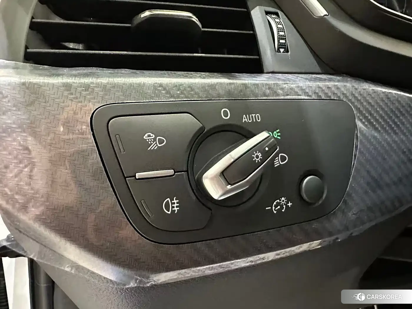 Audi A4L id 4622738 из Китая 18