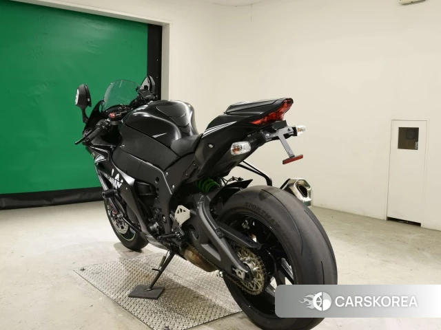 Kawasaki ZX-10R NINJA id 4387067 из Японии 8