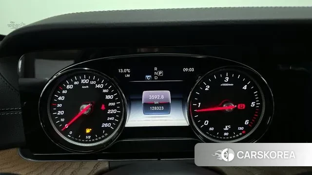 Mercedes-Benz E-Class W213 id 3350794 из Кореи 18