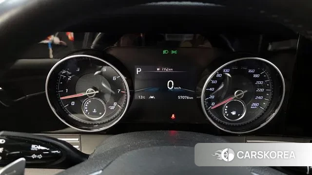 Hyundai The New Grandeur IG id 3396102 из Кореи 18