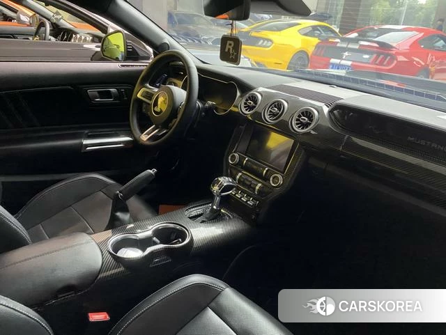 Ford Mustang id 4368293 из Китая 8