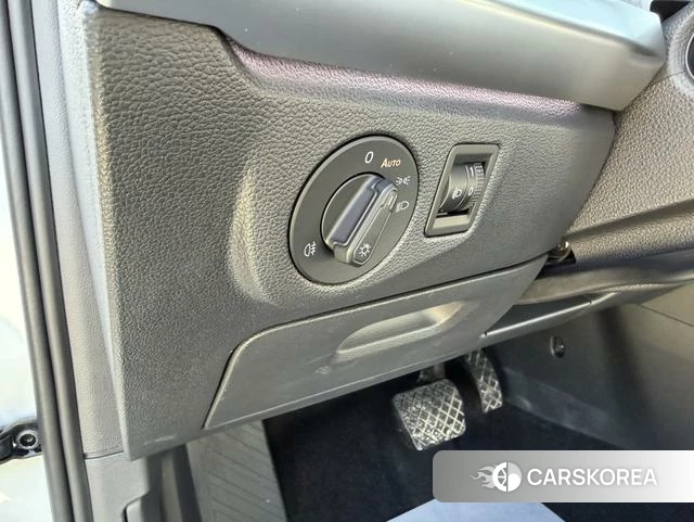 Volkswagen Lavida id 4265692 из Китая 22