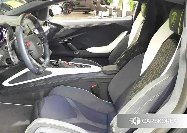 Lamborghini Revuelto id 3482045 из Кореи 18
