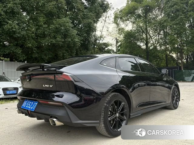 Chang'an UNI-V id 4387614 из Китая 15