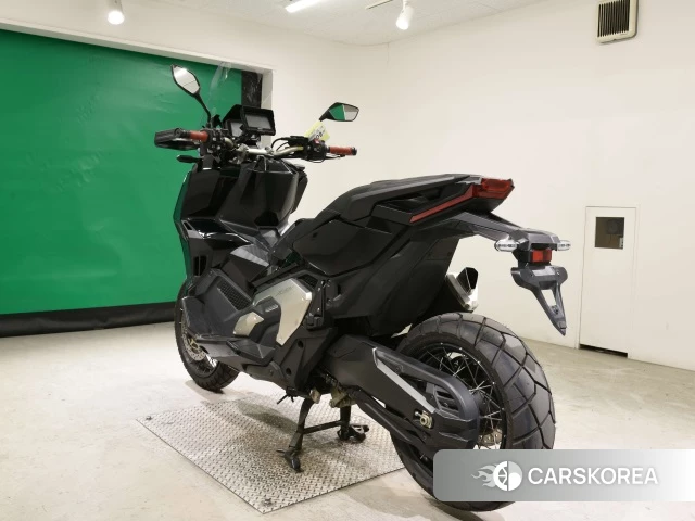 Проданный Honda X-ADV 750 id 4320390 из Японии, фото 8