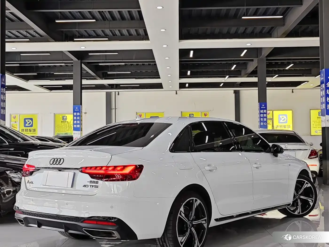 Audi A4L id 4554073 из Китая 8