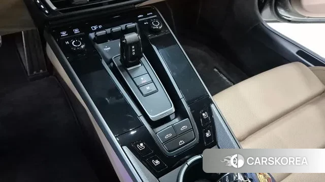 Porsche 911(992) id 3026678 из Кореи 16