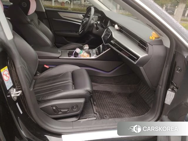 Audi A7 id 4259585 из Китая 13