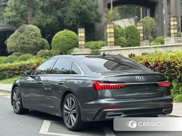 Audi A6L id 4278735 из Китая 14