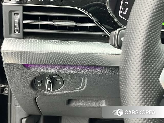 Volkswagen Passat id 4335865 из Китая 26