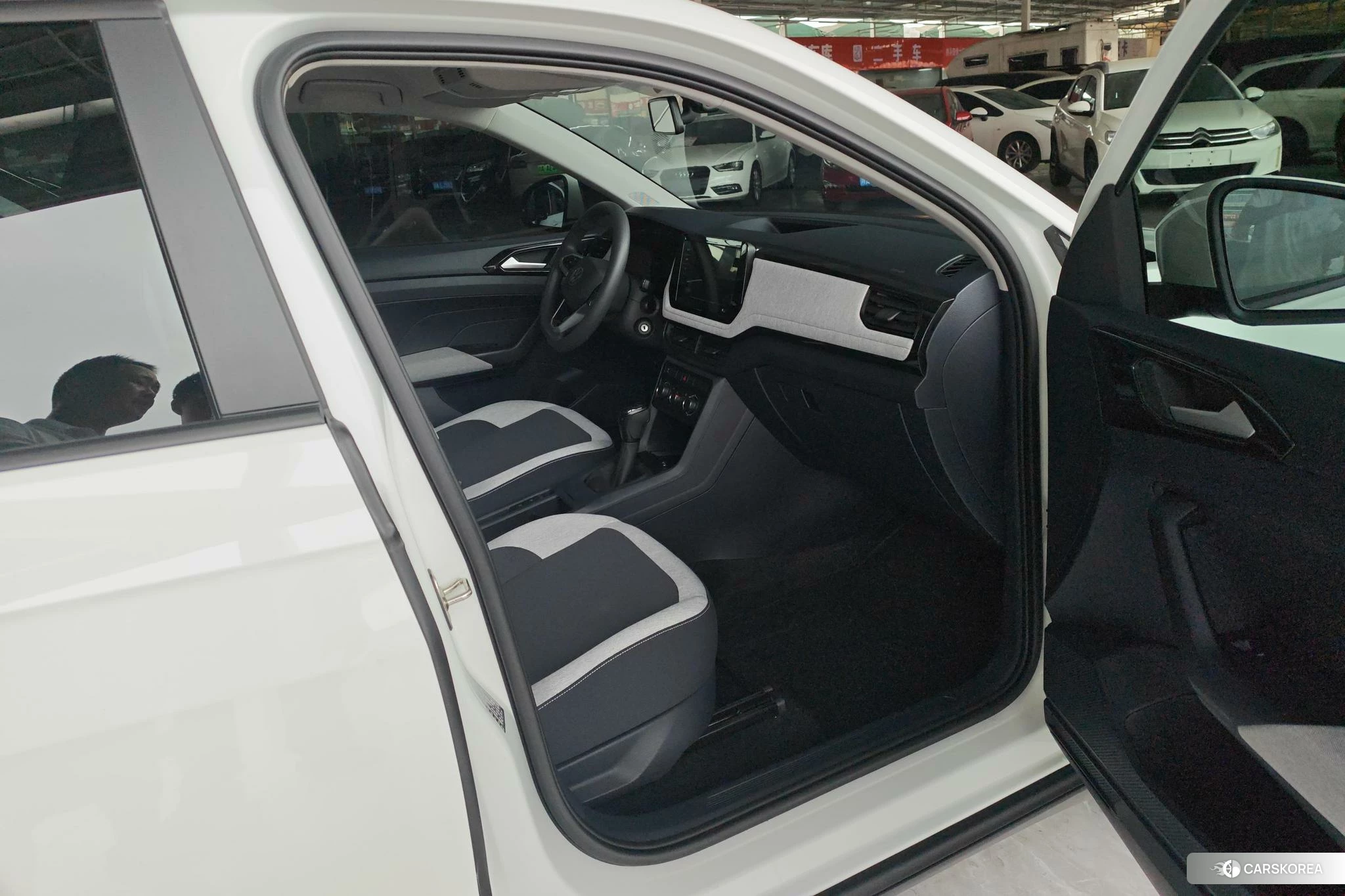 Volkswagen Tharu id 4510603 из Китая 15